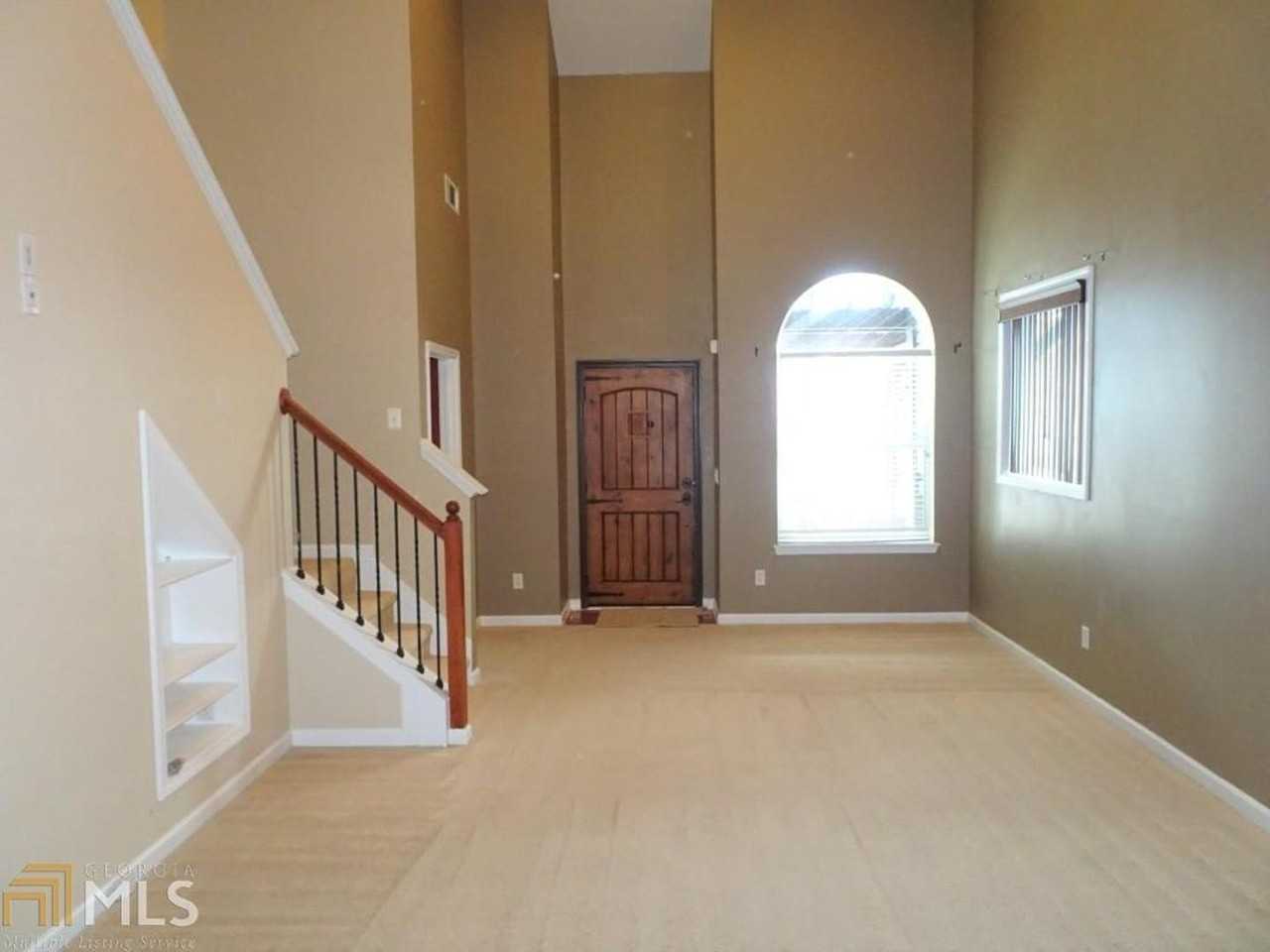 155 Seabreeze Court - Photo 6 of 30