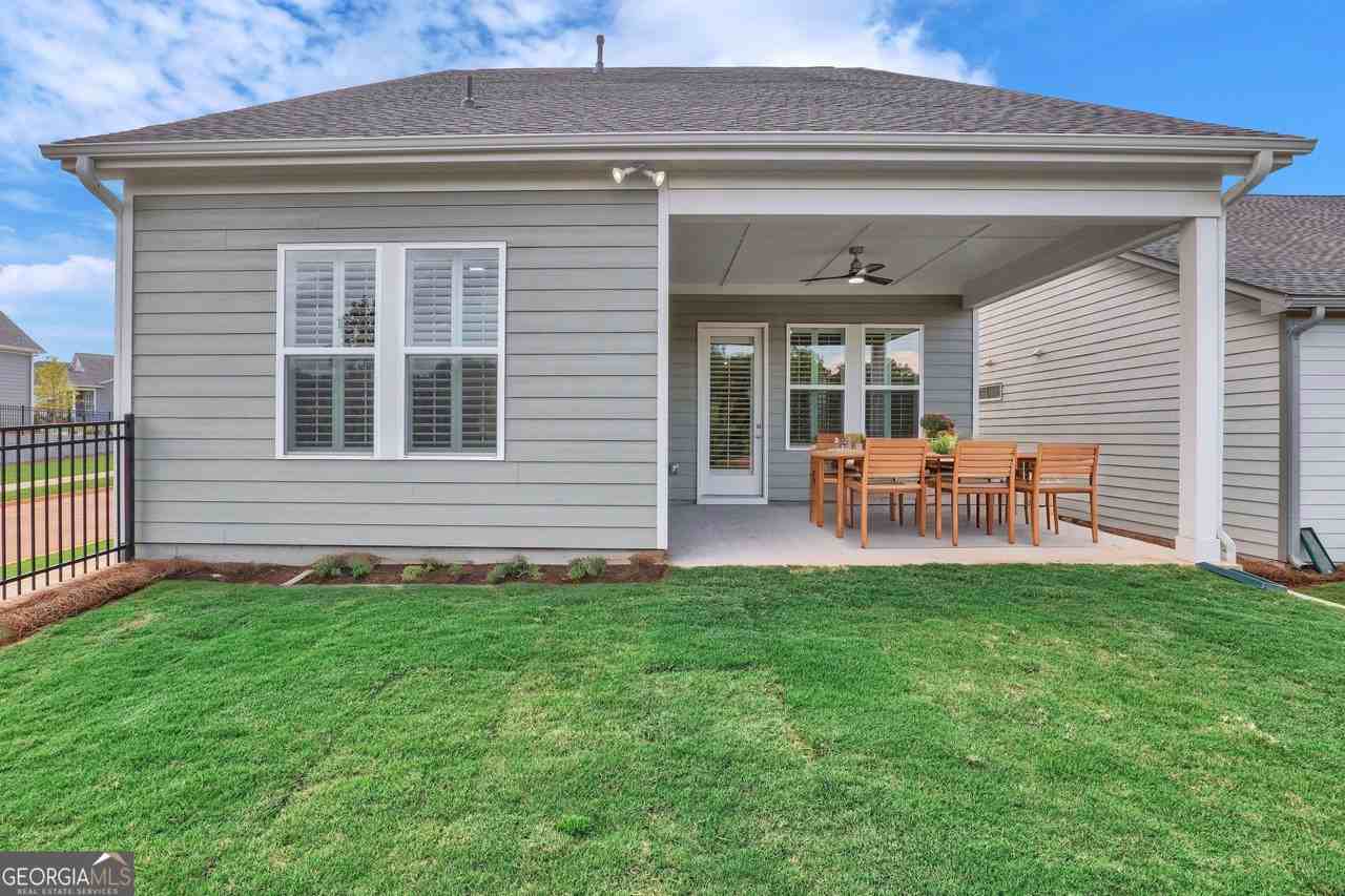 35 Club Cresswind Drive - Photo 7 of 26