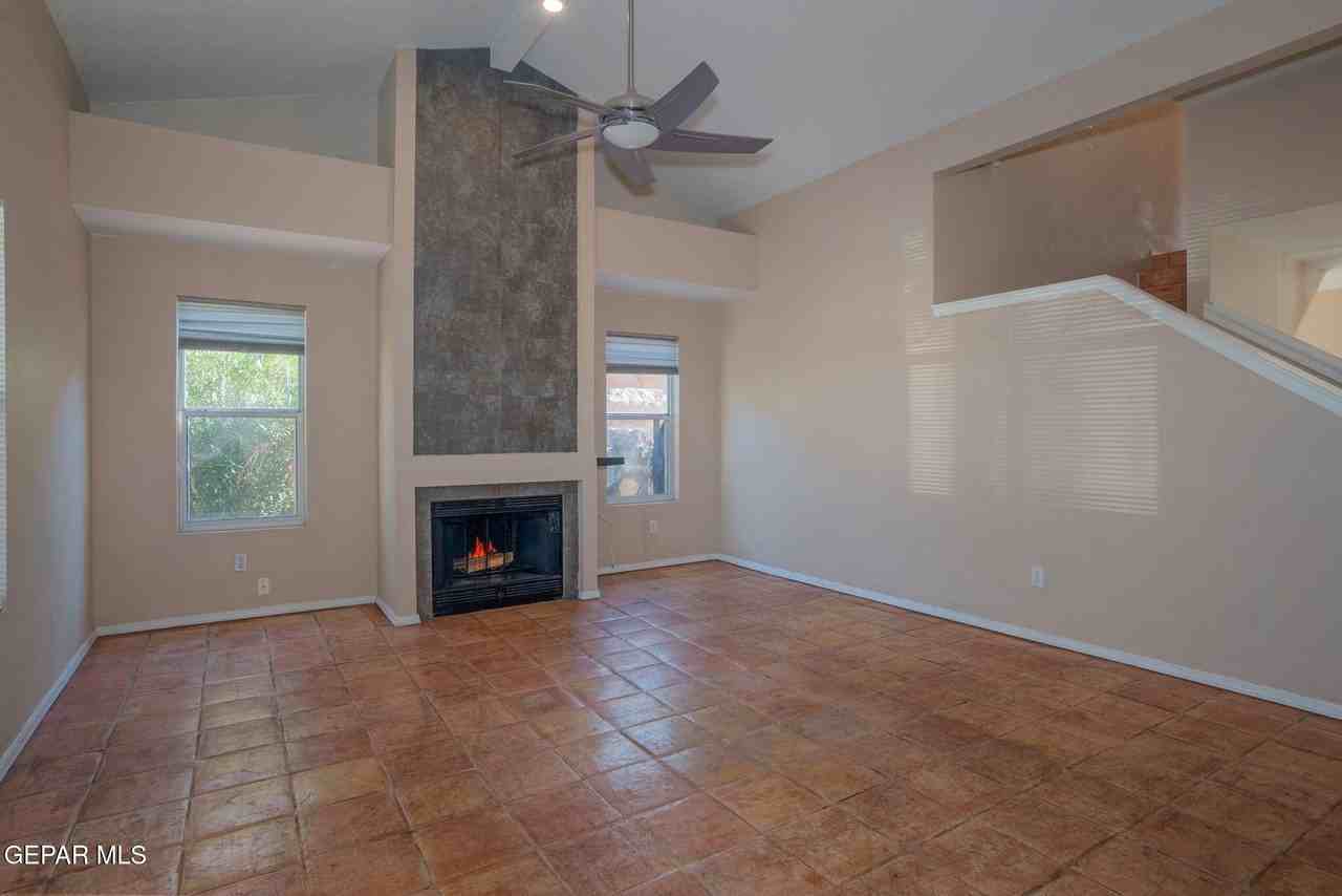 7544 Le Conte Dr Apt A #A - Photo 3 of 24