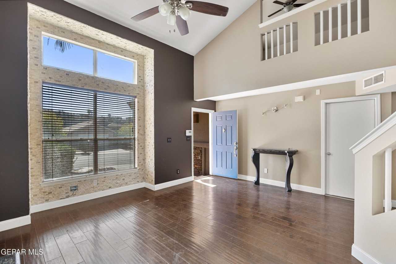 6609 Parque Del Sol Drive - Photo 5 of 24