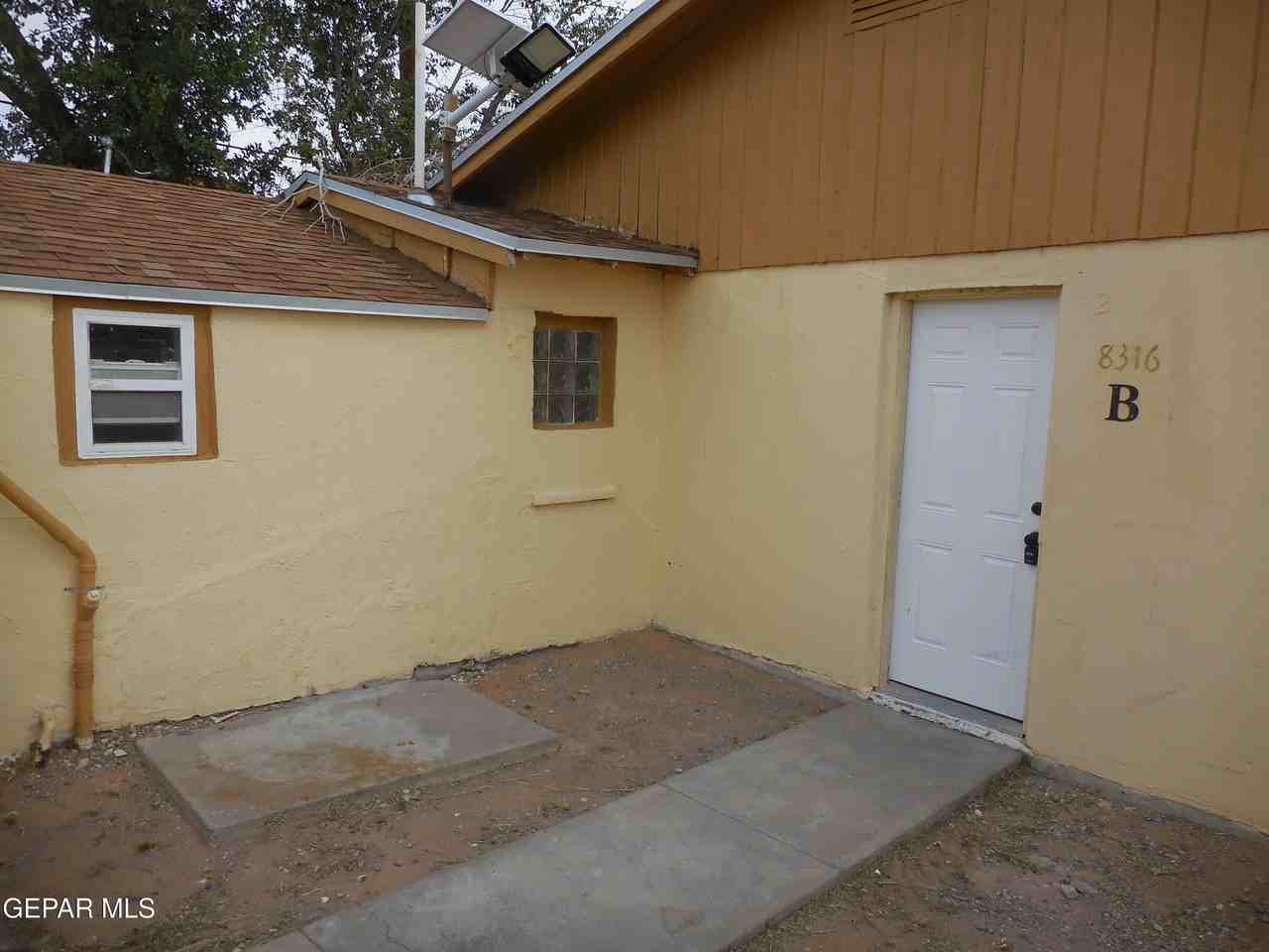 8316 Mercury St Unit B #B - Photo 2 of 16