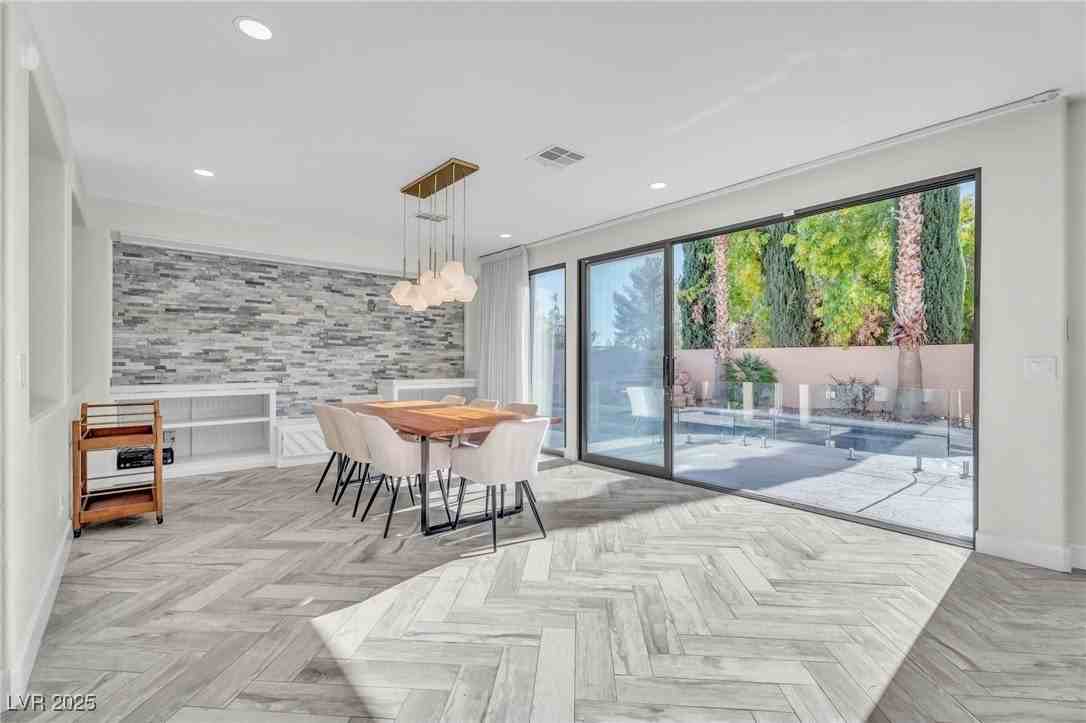 9885 Shadycrest Ct - Photo 2 of 50