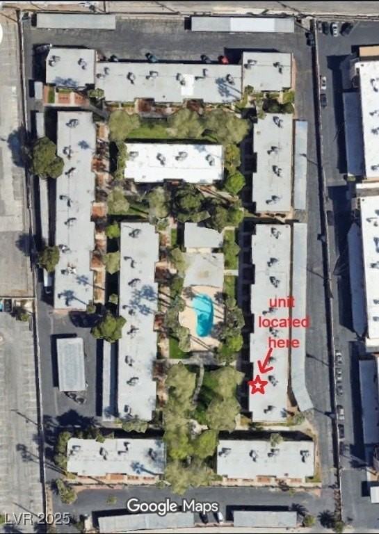 350 E Desert Inn Rd #D102 - Photo 6 of 35