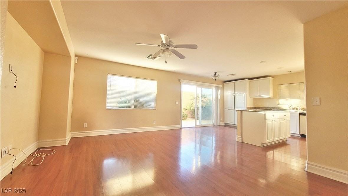 229 Fairway Woods Dr - Photo 2 of 11