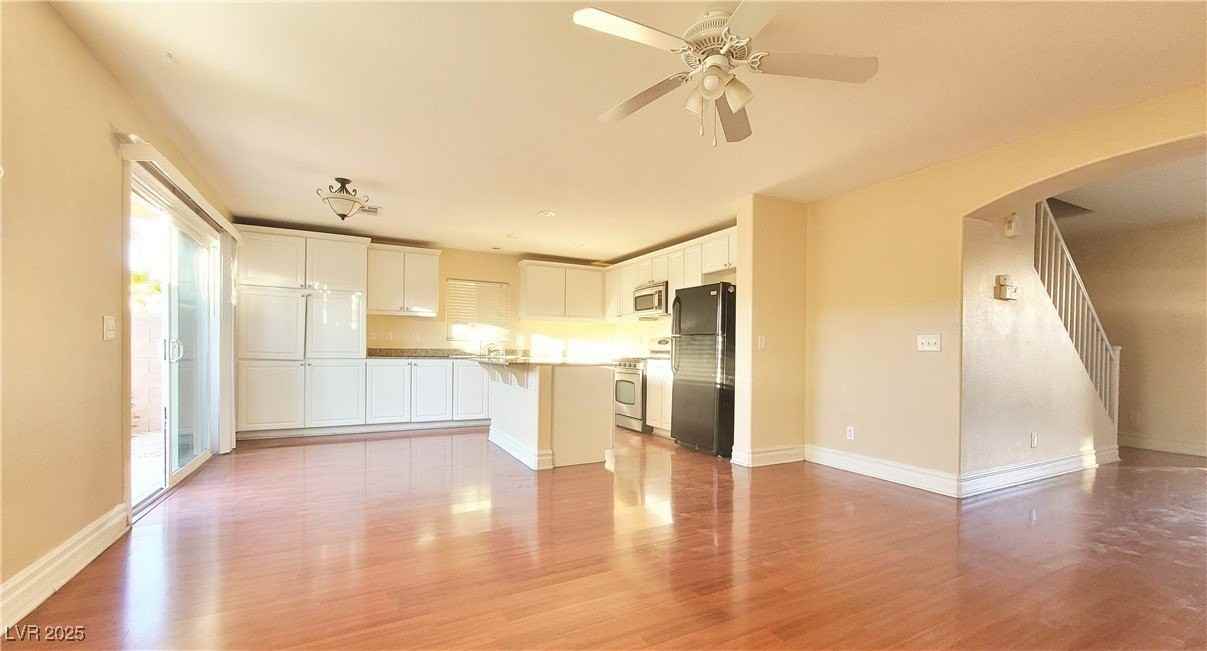 229 Fairway Woods Dr - Photo 3 of 11