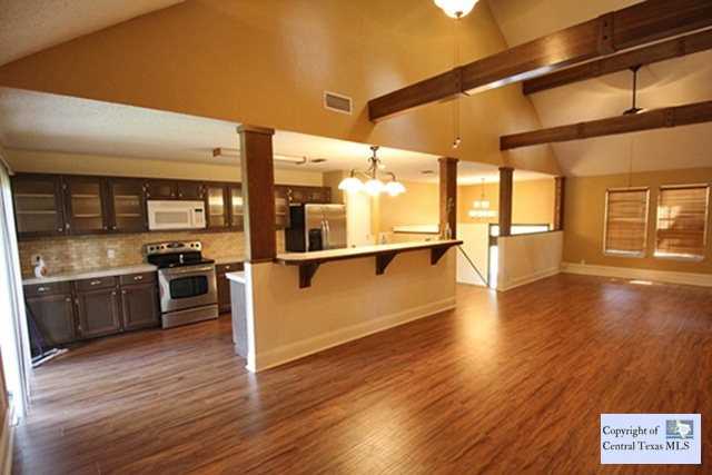 1420 Terminal Loop Rd - Photo 3 of 25