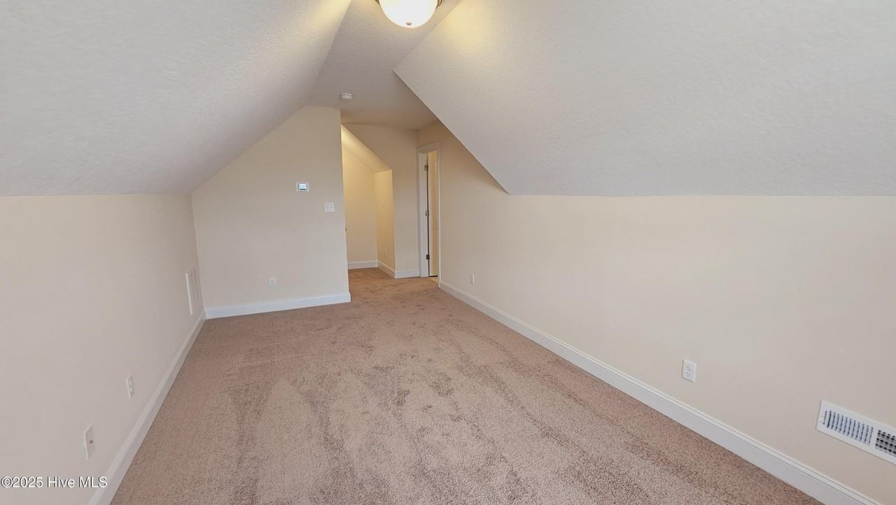 542 Appalachian Trl N - Photo 4 of 25