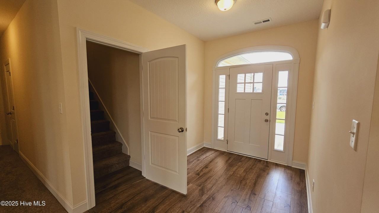 542 Appalachian Trl N - Photo 6 of 25