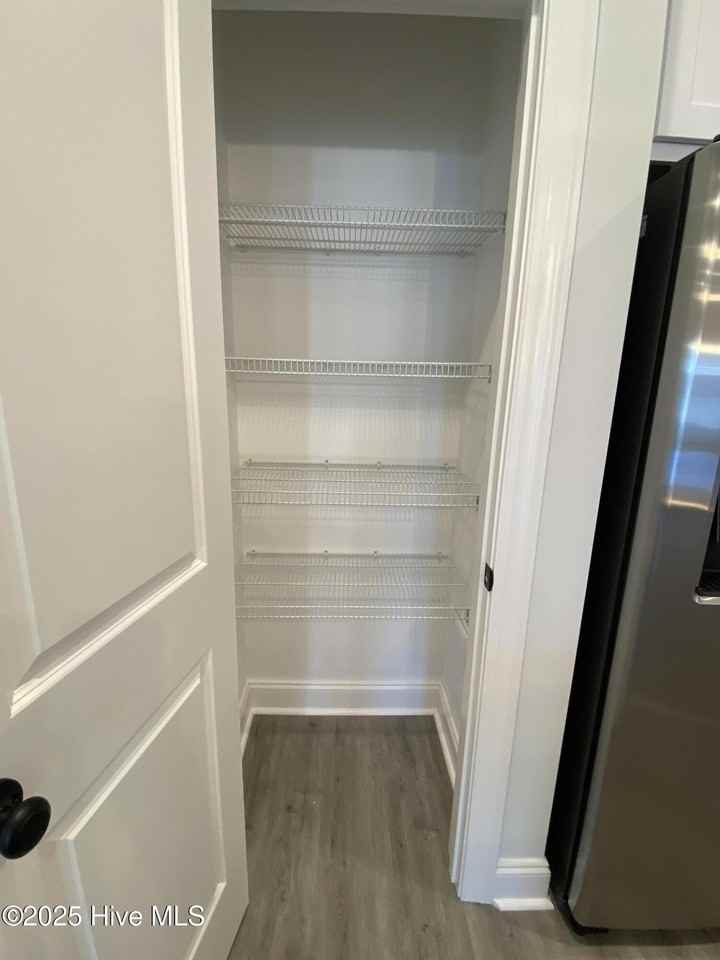 1404 Hartley Ln Apt B - Photo 7 of 24