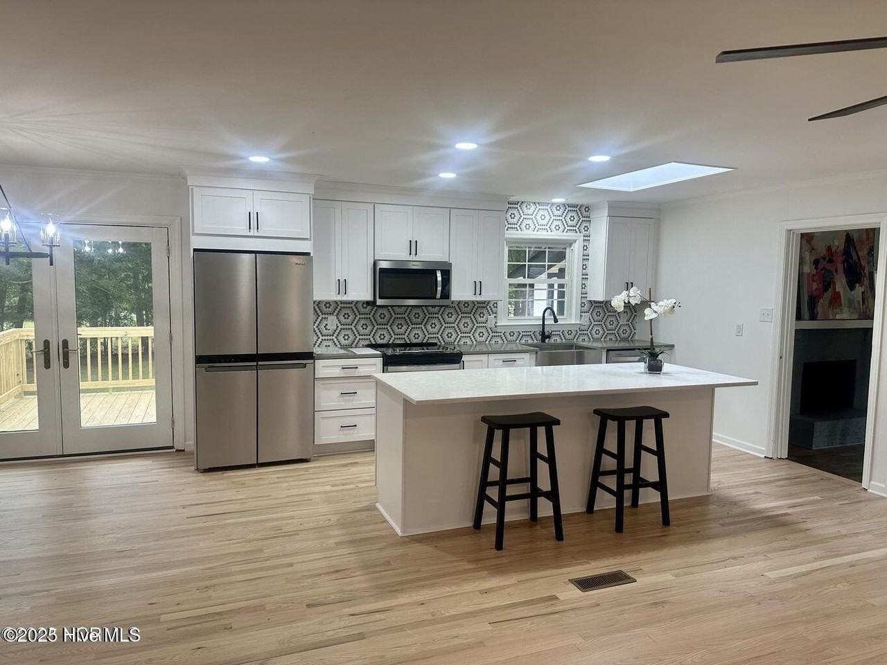 611 El Ives Dr - Photo 6 of 24