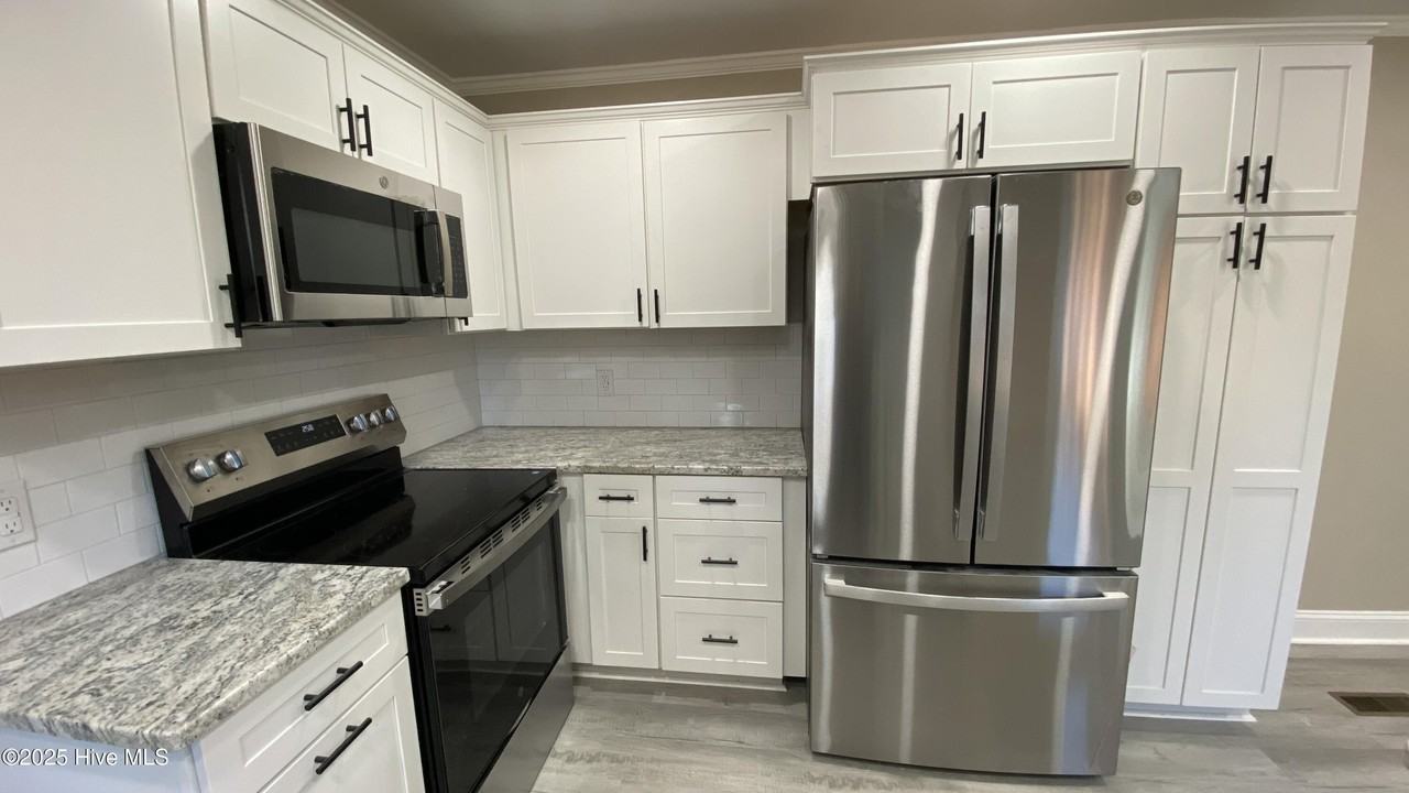 1103 W Ragsdale Rd - Photo 7 of 17