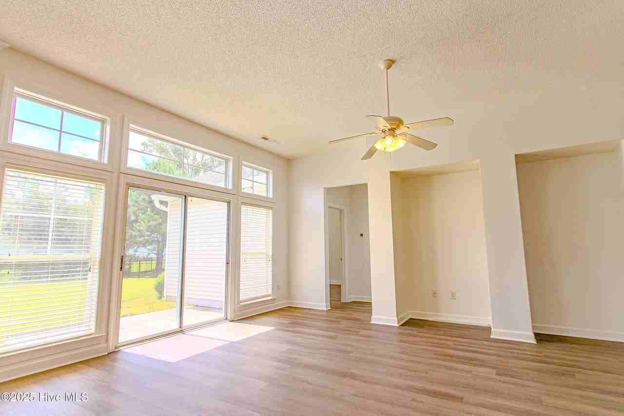 1005 Meadowlands Trl Nw - Photo 6 of 17