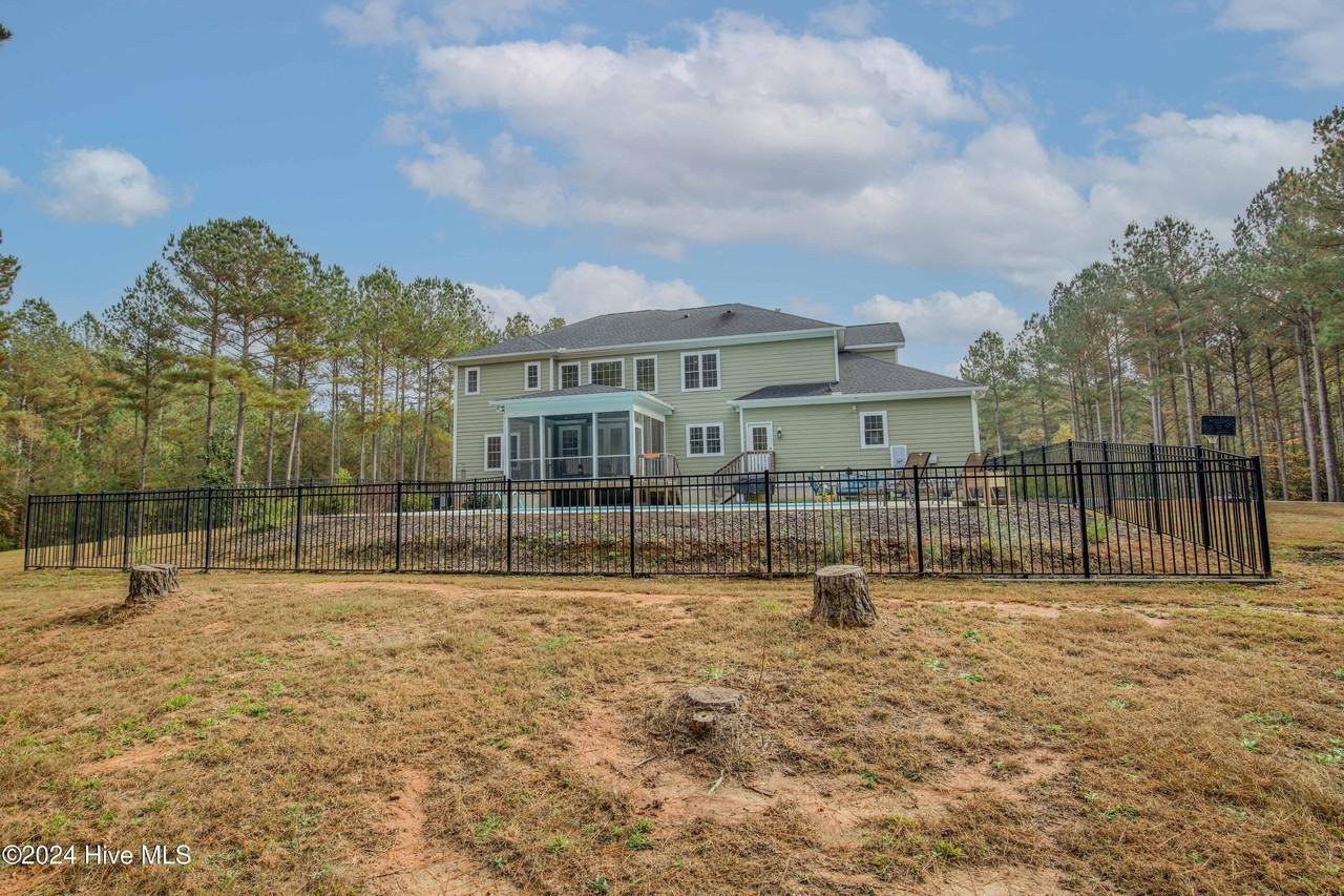 365 Willow Brook Dr - Photo 6 of 50