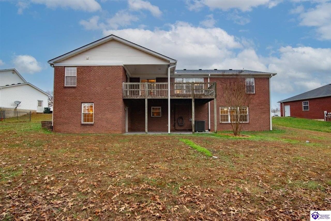 243 Emmaus Cir - Photo 6 of 50