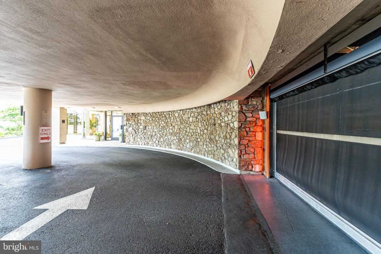 4242 E West Hwy - Photo 6 of 46