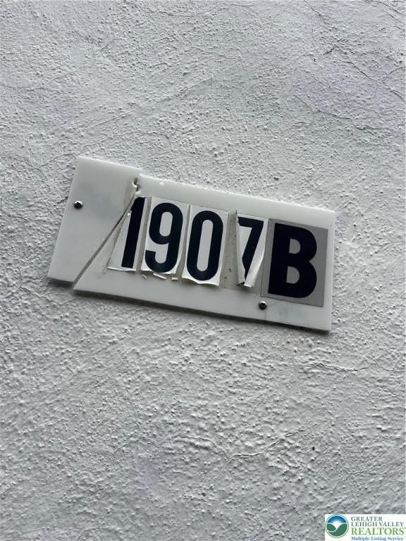 1907 Willow Park Rd Apt B #B - Photo 2 of 9