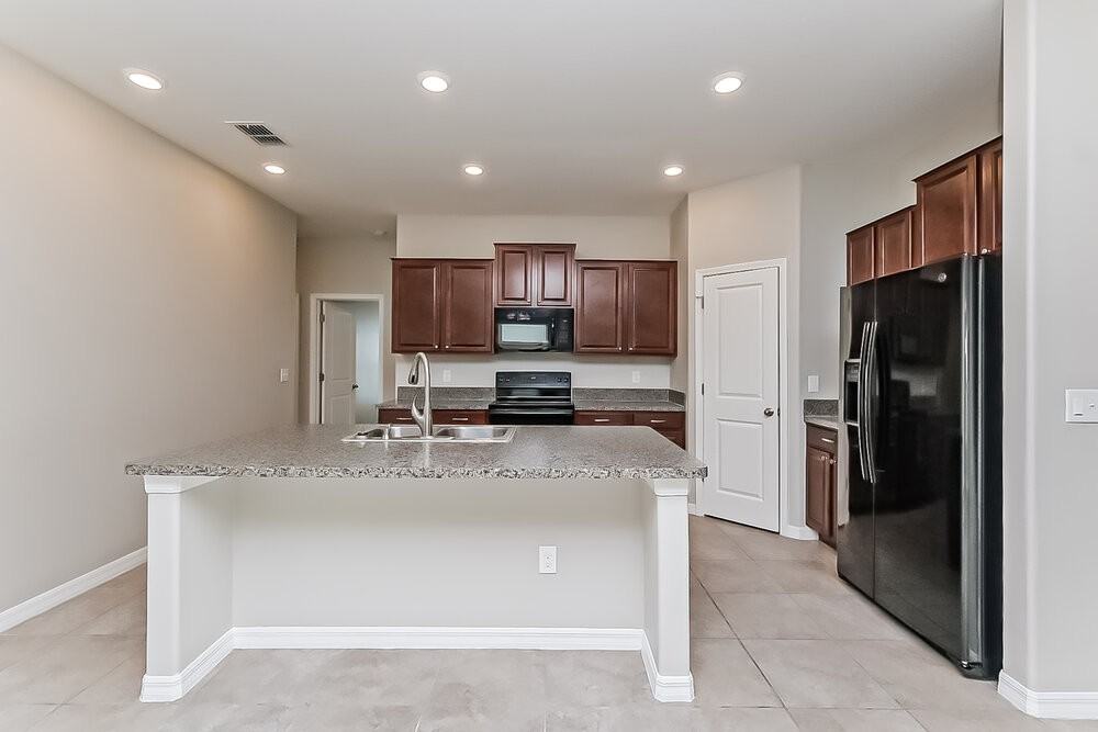 11222 Leland Groves Dr - Photo 7 of 16