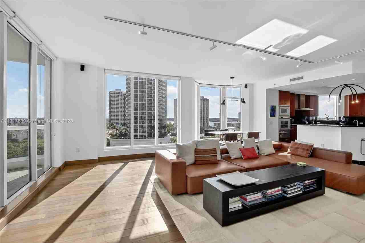 6000 Island Blvd #1208 - Photo 5 of 50