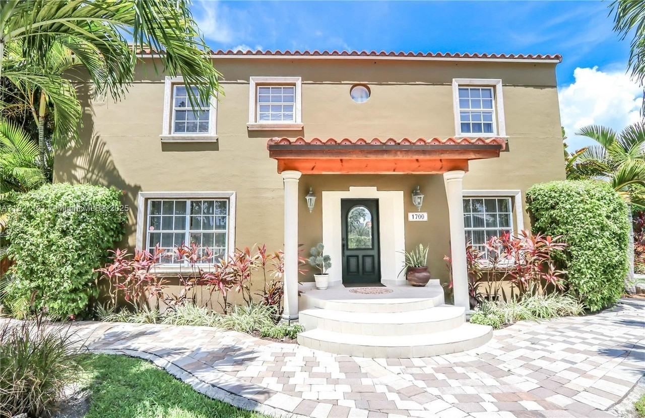 1700 Sw 14th Ave - Photo 3 of 37