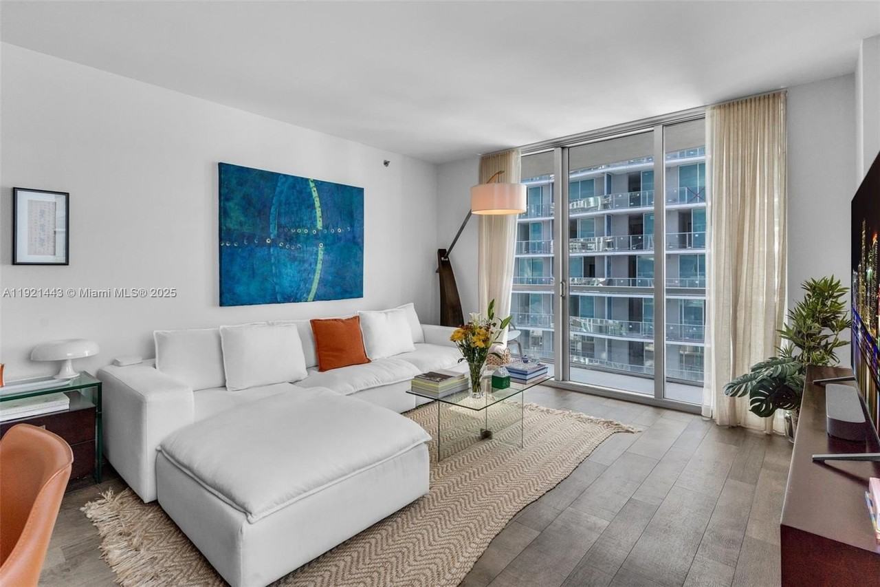 55 Se 6th St #3007 - Photo 6 of 42