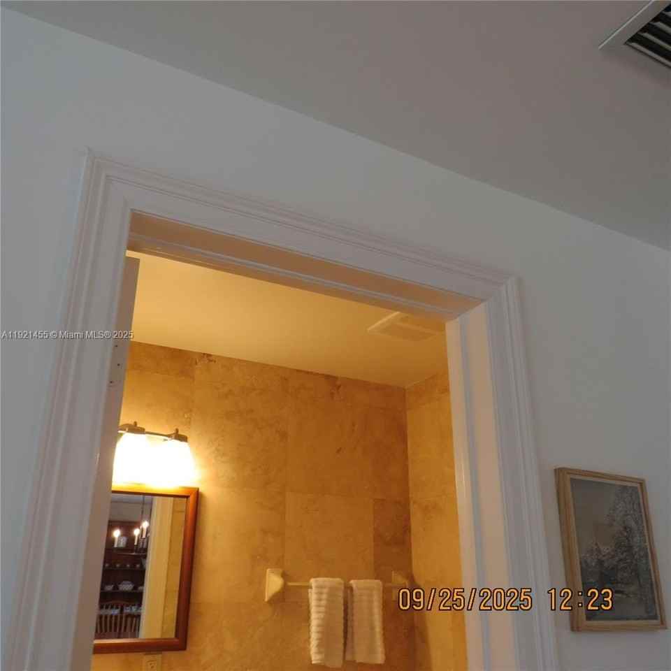 404 S Beach Rd #404 - Photo 6 of 23