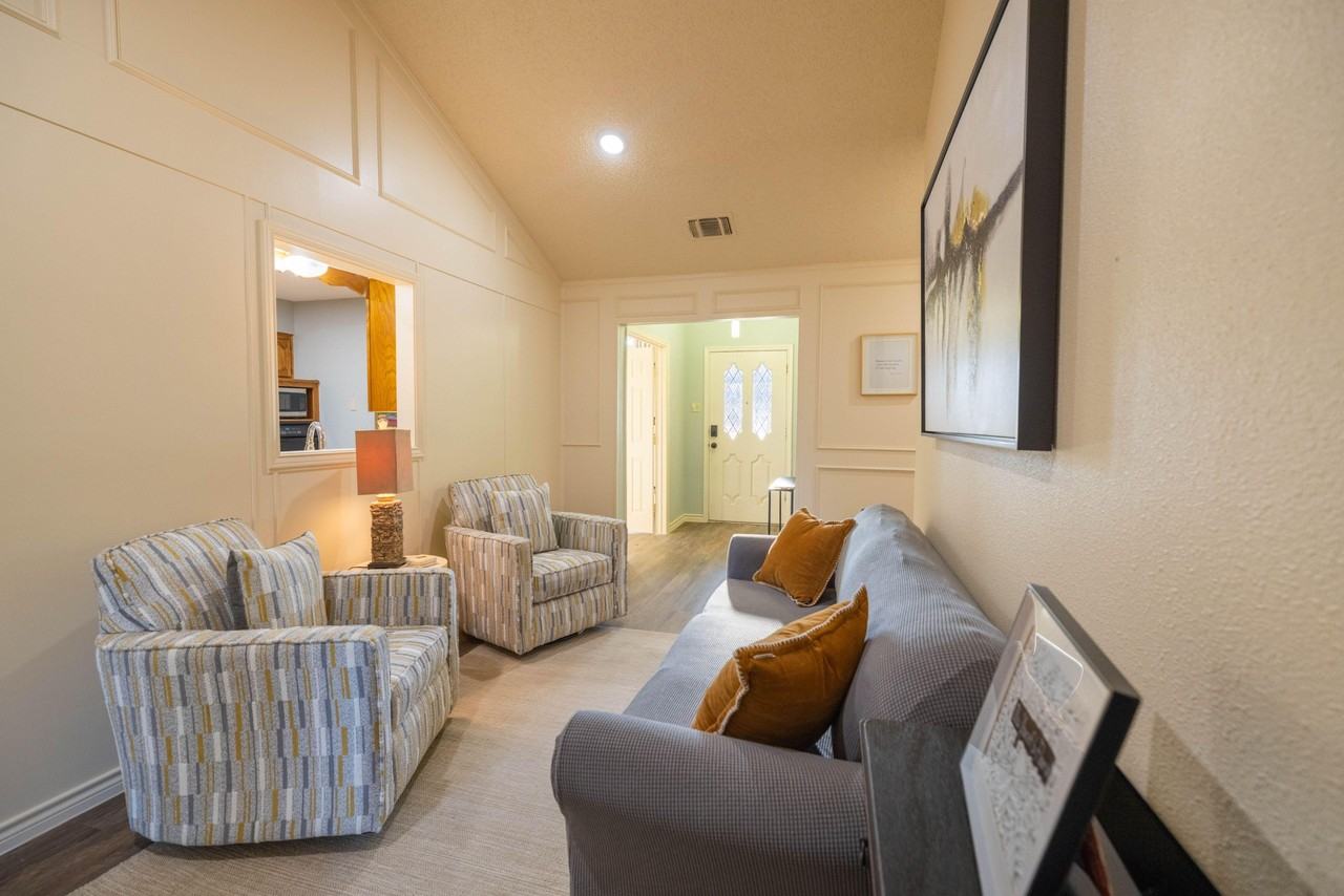 Thunderbrook Drive - Photo 2 of 10