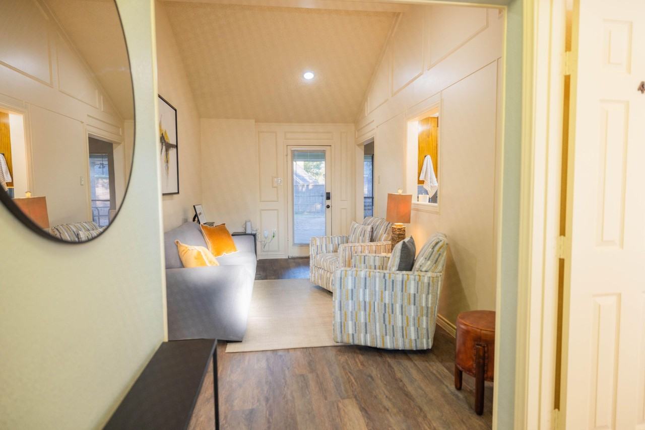 Thunderbrook Drive - Photo 4 of 10