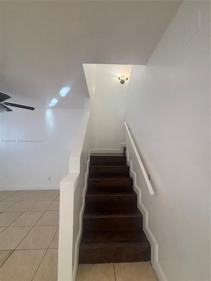 820 Nw 2nd Ave #1 - Photo 7 of 15