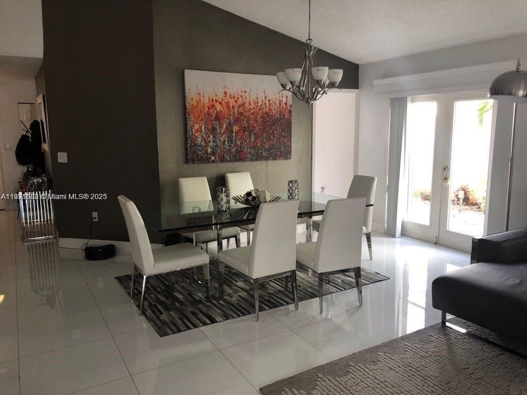 9810 Nw 47th Ter #9810 - Photo 6 of 34