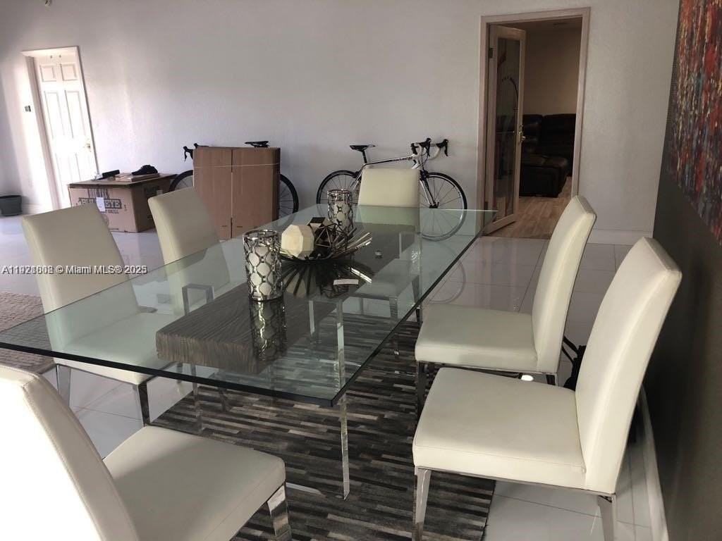 9810 Nw 47th Ter #9810 - Photo 7 of 34