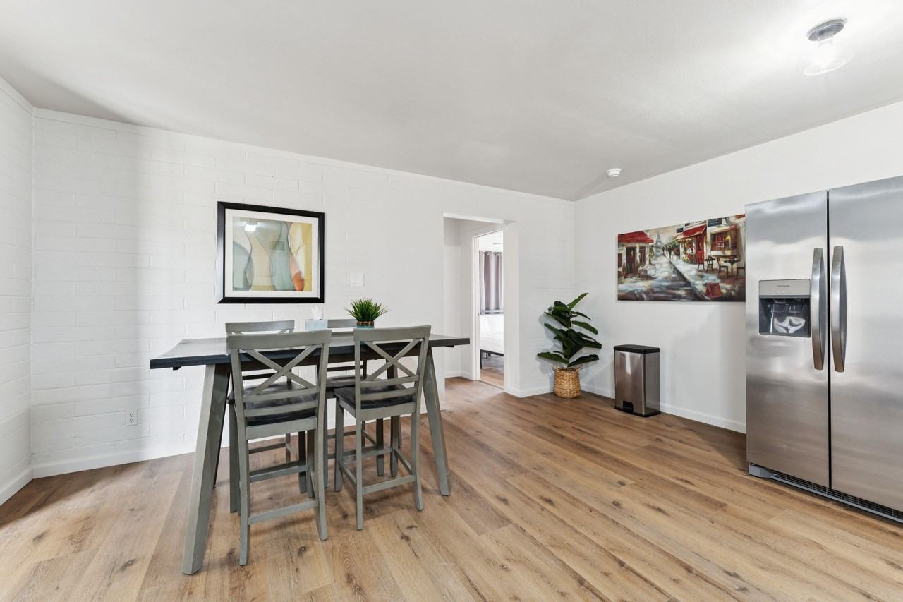 W South Mountain Ave - Photo 6 of 10