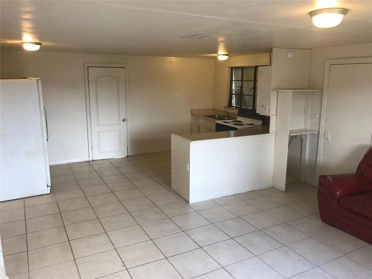 421 W Cornell St - Photo 7 of 8