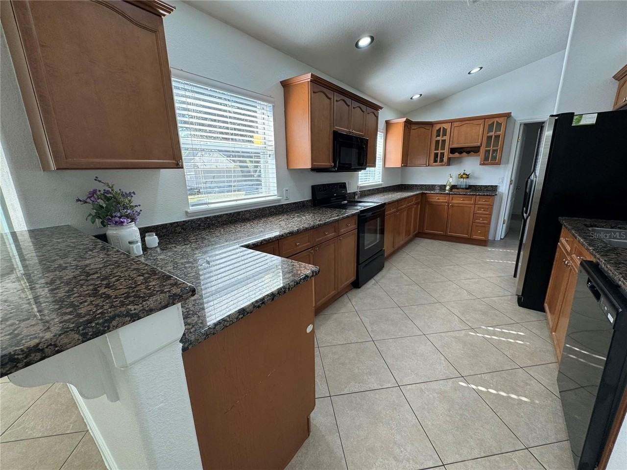 14940 Day Lily Ct - Photo 3 of 30