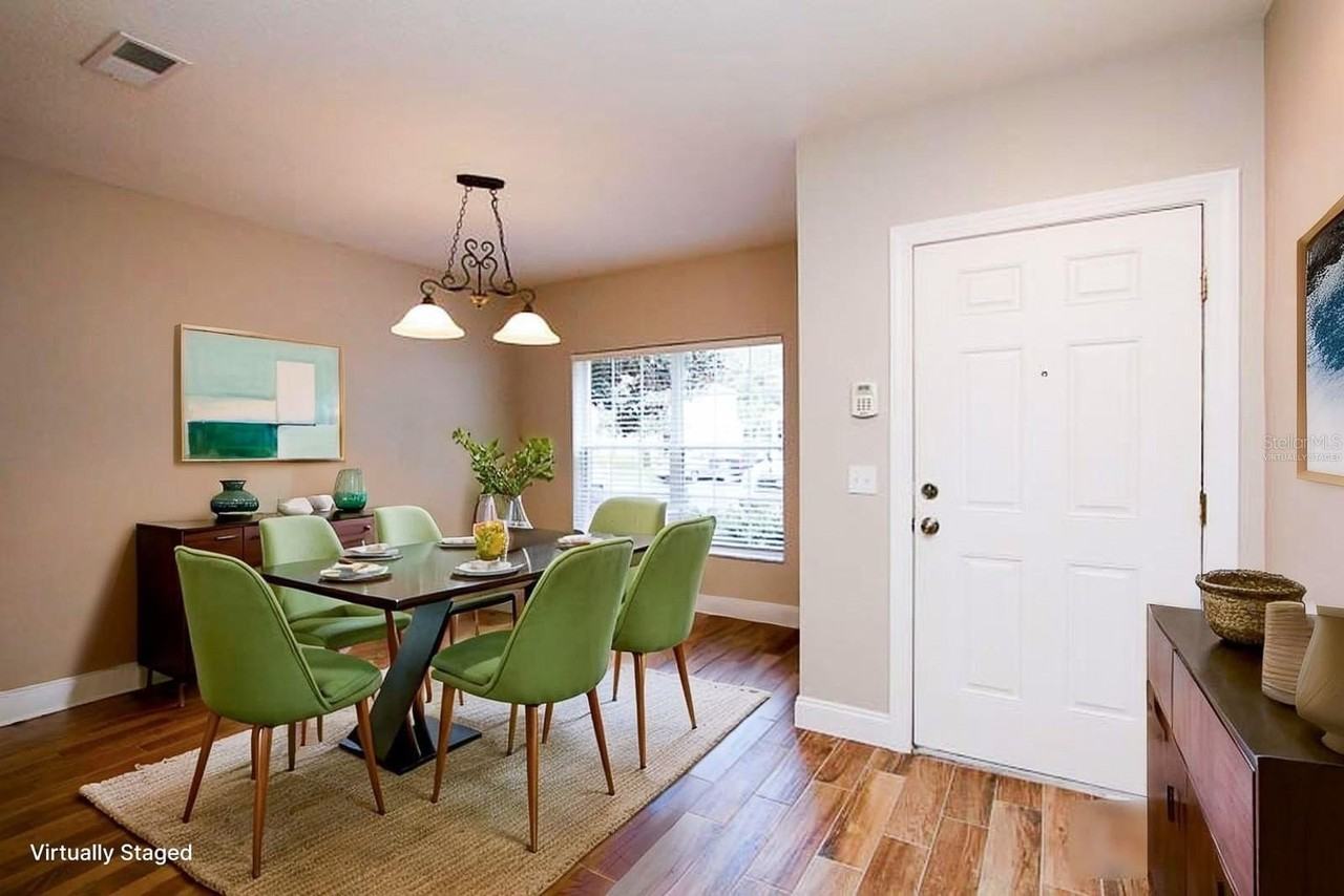 15765 Fishhawk Falls Drive - Photo 4 of 29