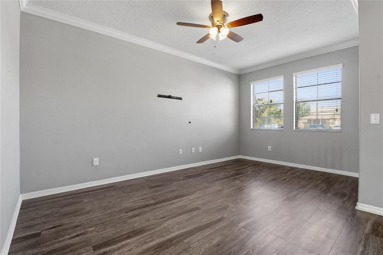 4320 Fennwood Ct - Photo 6 of 50