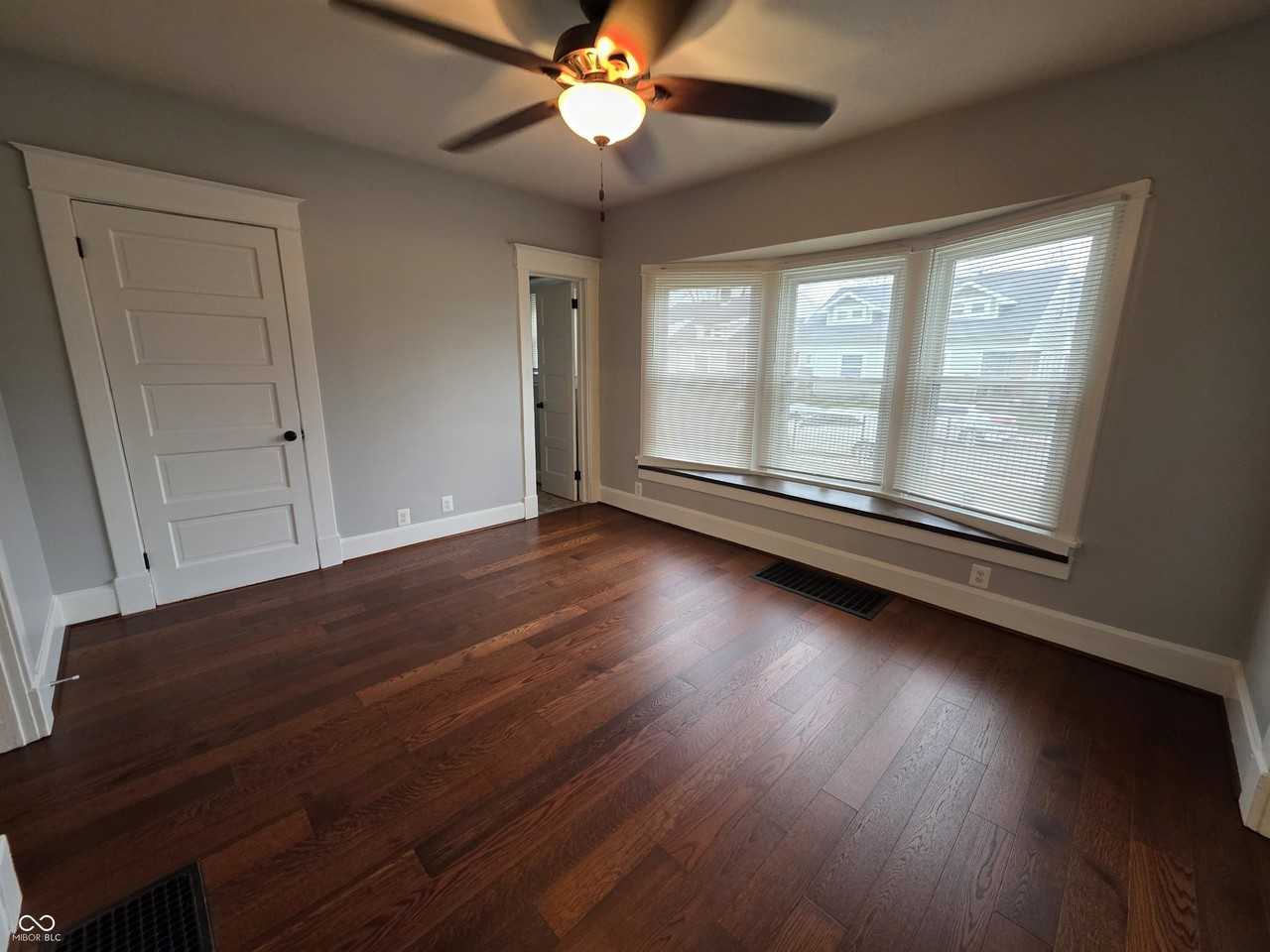 5030 E New York St - Photo 5 of 25