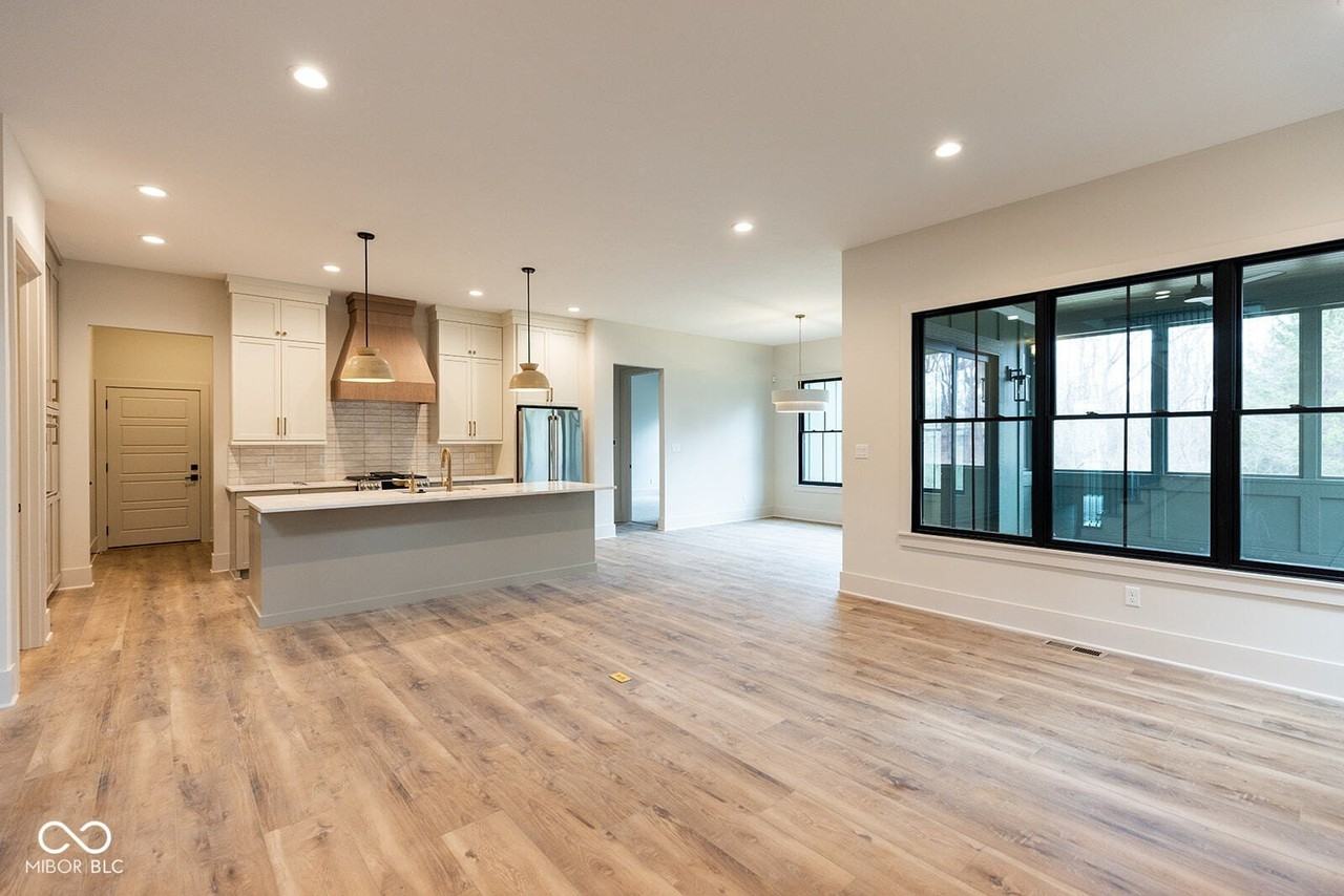 871 Rosemary Gdns - Photo 5 of 42