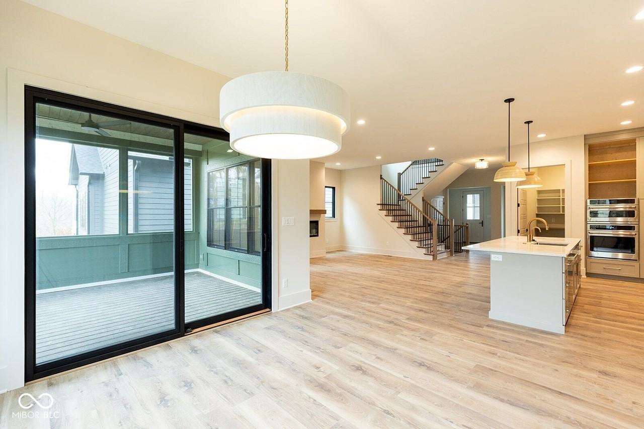 871 Rosemary Gdns - Photo 6 of 42