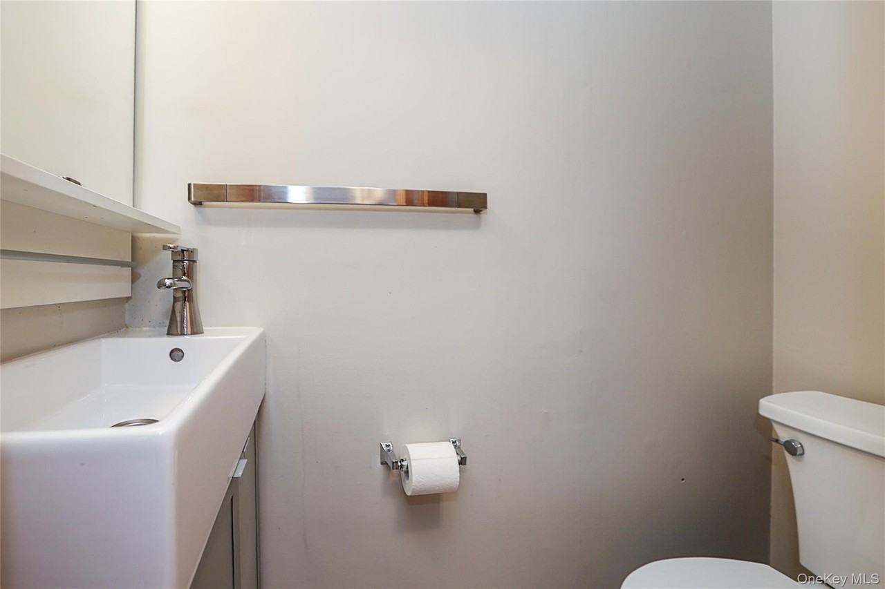 91 Birchwood Park Dr - Photo 7 of 43