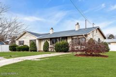 1841 2nd Ave - Photo 1 of 1