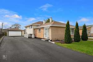 featured image of 502 Memorial Street