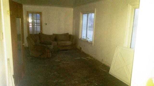 2174 E McLean Ave - Photo 2 of 6