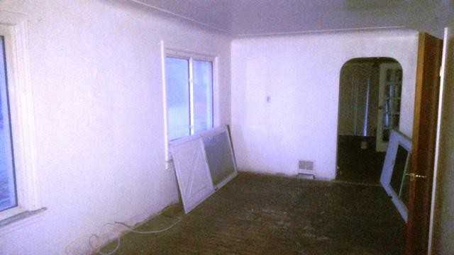 2174 E McLean Ave - Photo 3 of 6