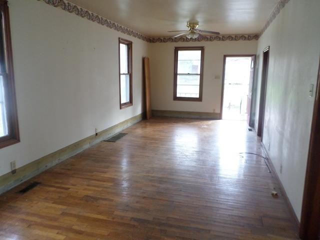 404 Lucier St - Photo 2 of 14