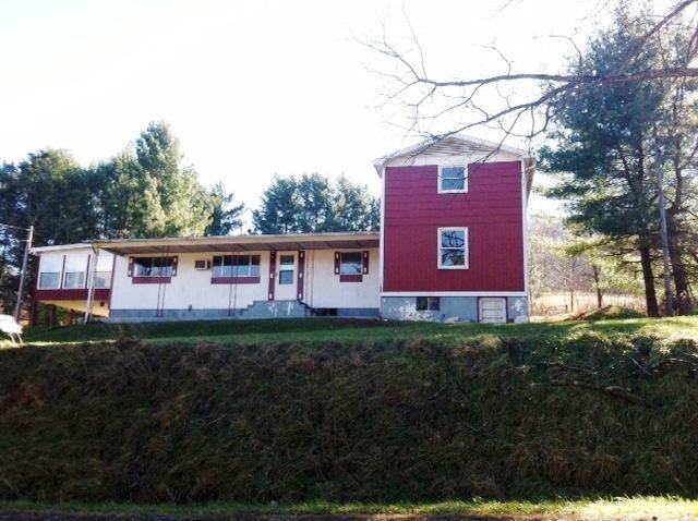 3726 Grayson Turnpike - Photo 2 of 2