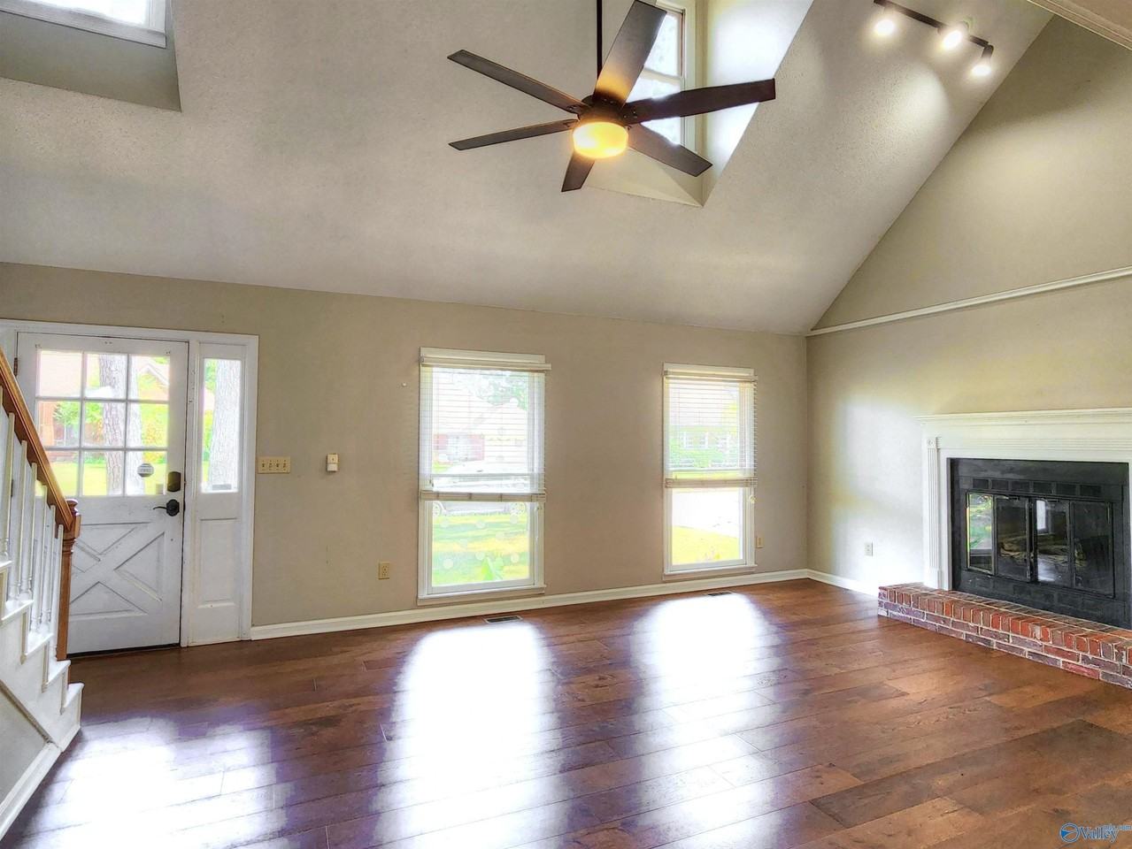 1815 Shellbrook Dr Nw - Photo 3 of 22