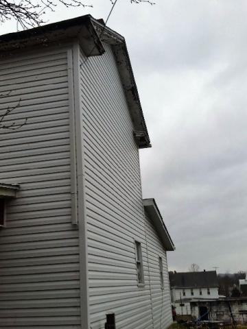 233 N Brady St - Photo 2 of 2