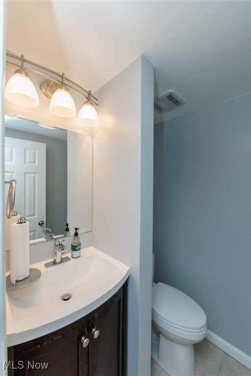 25111 S Woodland Rd - Photo 7 of 50