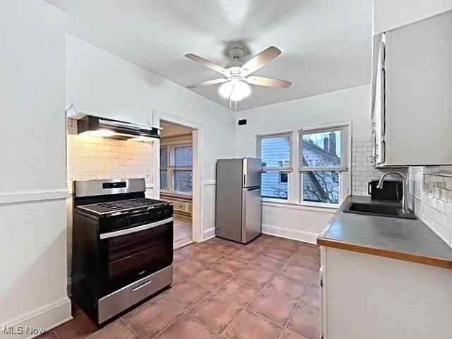 3365 E Scarborough Rd Unit 2 #2 - Photo 5 of 28