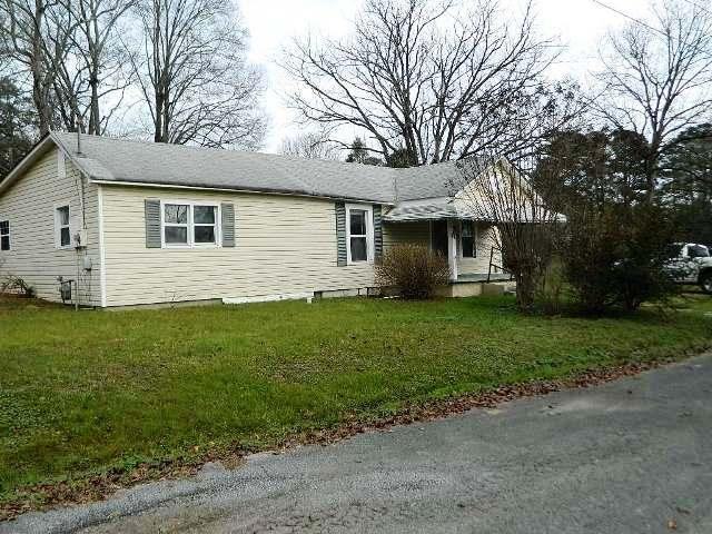 804 Gilbert Ln - Photo 2 of 2